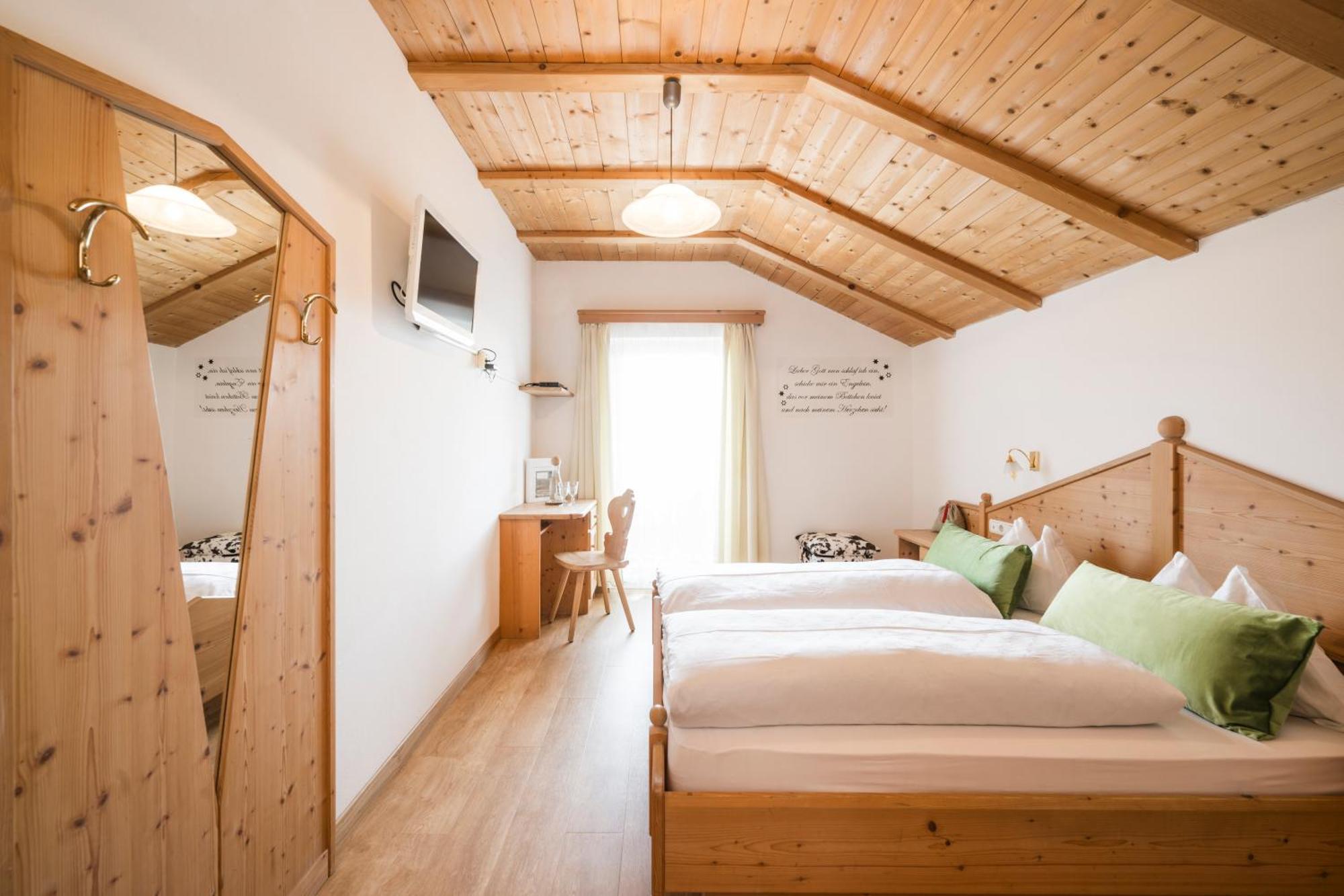 Boutique Pension Erlacher - Adults Only Villandro Εξωτερικό φωτογραφία