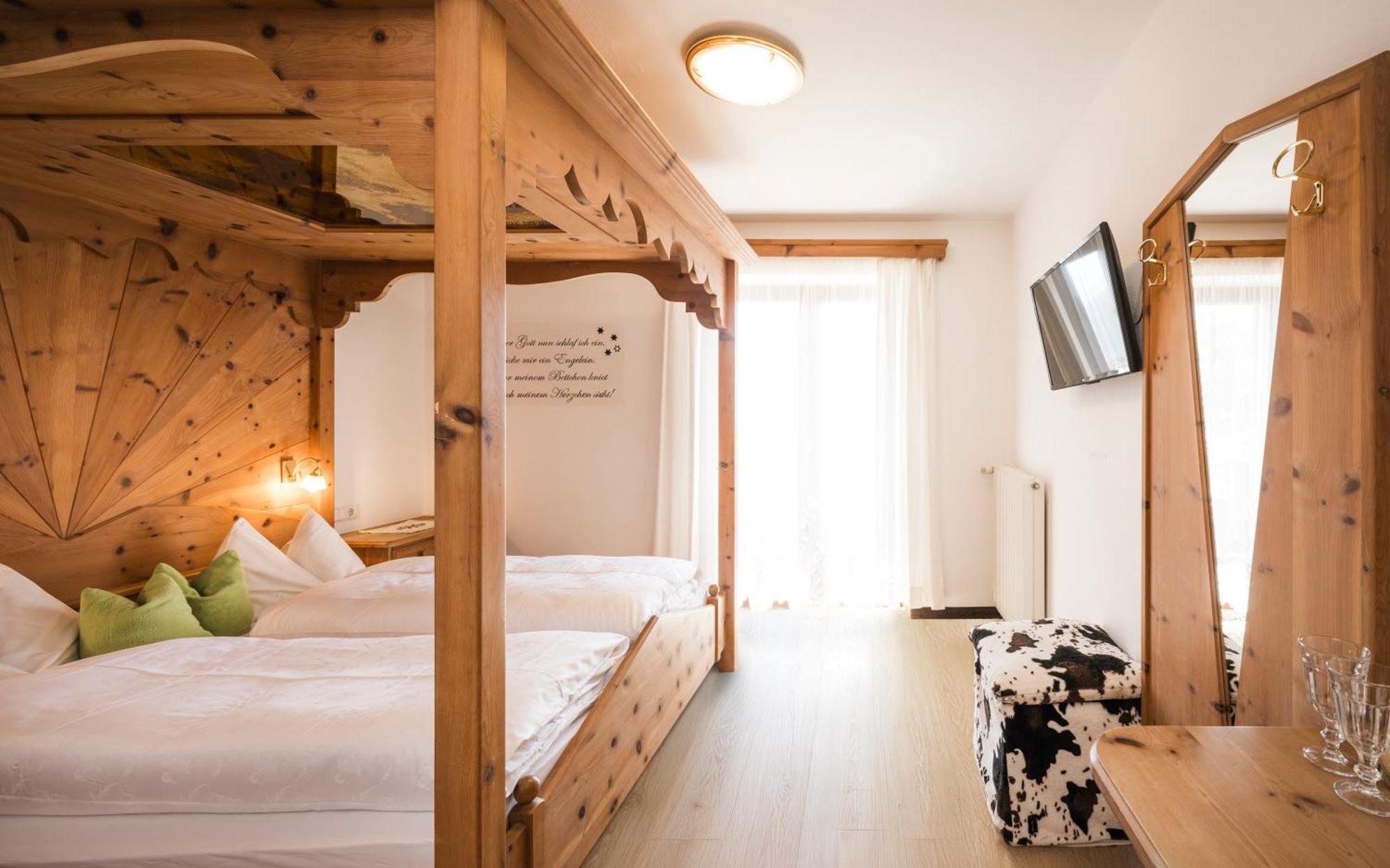 Boutique Pension Erlacher - Adults Only Villandro Εξωτερικό φωτογραφία